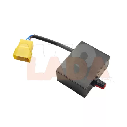 2101 Lada ablaktörlő ütemszabályzó PC 514 relé potméterrel szabályozható állítható orosz