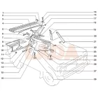 21213 Niva hátsó lámpa műanyag burkolat a csomagtérben kicsi ajtó bal