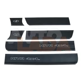   Niva öntapadós külső díszléc aluminium merevítéssel 5 ajtós garnitúra tuning